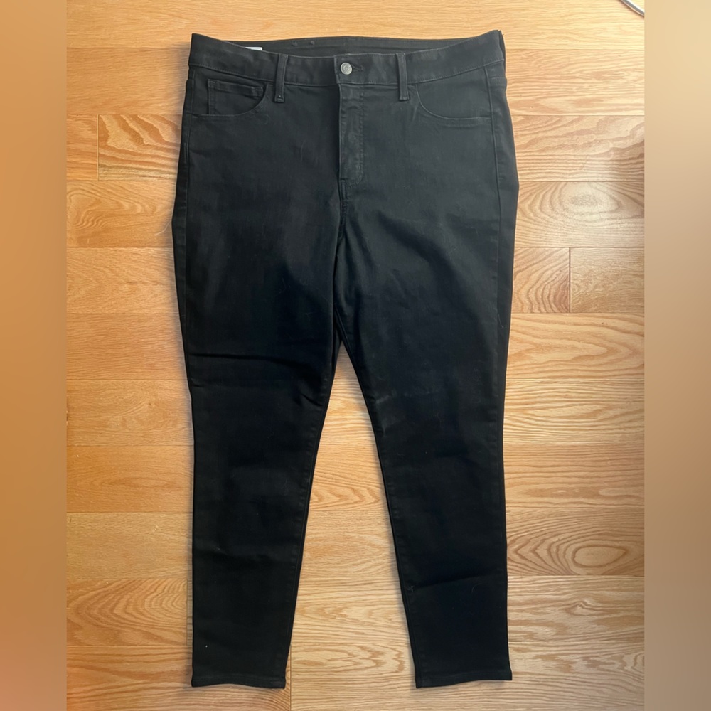 GAP high rise Jegging in size 18